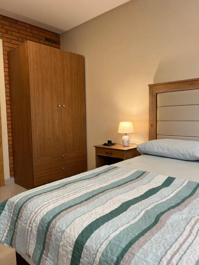 Aparthotel Los Laureles San Lorenzo de la Frontera Екстериор снимка